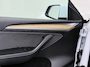 Tesla Model Y RWD 300PK LFP SOH 90% Trekhaak Warmtepomp Leder Camera's Elek.Stoelen+Memory Google®-Navi Panoramadak Stoel+Stuurverwarming Privacy Glas Lmv 19" Led Draadloos Tel. Laden Isofix AMD Ryzen™ Premium Audio 1.600KG Trekgewicht 1e Eigenaar Origineel Nederlandse Auto