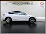 Tesla Model Y RWD 300PK LFP SOH 90% Trekhaak Warmtepomp Leder Camera's Elek.Stoelen+Memory Google®-Navi Panoramadak Stoel+Stuurverwarming Privacy Glas Lmv 19" Led Draadloos Tel. Laden Isofix AMD Ryzen™ Premium Audio 1.600KG Trekgewicht 1e Eigenaar Origineel Nederlandse Auto