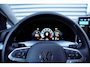 Volkswagen Golf 1.5 TSI Life Ecc Acc Navi Carplay Trekhaak LED