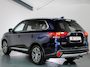 Mitsubishi Outlander 2.0 Executive Edition 7-Persoons Trekhaak, Alcantara, Camera, Goed onderhouden, Stoelverwarming,