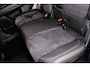 Mitsubishi Outlander 2.0 Executive Edition 7-Persoons Trekhaak, Alcantara, Camera, Goed onderhouden, Stoelverwarming,