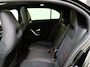 Mercedes-Benz A-klasse 180 AMG Line /Panoramadak /Night-pakket /Facelift