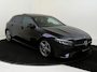 Mercedes-Benz A-klasse 180 AMG Line /Panoramadak /Night-pakket /Facelift