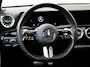 Mercedes-Benz A-klasse 180 AMG Line /Panoramadak /Night-pakket /Facelift