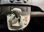 Renault Kangoo Rolstoelauto Automaat Zelfrijder Handbediening (Handbedrijfsrem & Segmentgas)