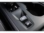 Volvo XC40 2.0 B4 Momentum Business Camera, Stoel/Stuurverwarming, Trekhaak, Cruise Control