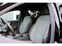 Volvo XC40 2.0 B4 Momentum Business Camera, Stoel/Stuurverwarming, Trekhaak, Cruise Control