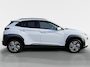 Hyundai Kona Electric EV Limited Sky 64 kWh | Zeer compleet | 99% SOH | Open dak | Lederen bekleding | Trekhaak | Stoel verwarming & koeling | Stuurverwarming |