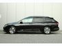Volkswagen Golf Variant 1.5 eTSI 150pk DSG Life 'Goal' | Trekhaak Wegklapbaar | 360° Camera's | Allseason Banden