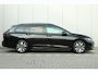 Volkswagen Golf Variant 1.5 eTSI 150pk DSG Life 'Goal' | Trekhaak Wegklapbaar | 360° Camera's | Allseason Banden