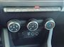 Renault Clio 1.0 TCe 90 Evolution uit 2023 Rijklaar + 12 maanden Bovag-garantie “Sinds 1970 | 5.000+ reviews | Score 9,5 | Service zoals ’t hoort” Henk Jongen Auto's in Helmond,  al 50 jaar service zoals 't hoort!