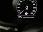 Volvo V60 2.0 B4 R-Design | Leder | Trekhaak | Black Pack | Pilot assist | Memory | Camera | Stoelverwarming | Full LED |