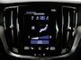 Volvo V60 2.0 B4 R-Design | Leder | Trekhaak | Black Pack | Pilot assist | Memory | Camera | Stoelverwarming | Full LED |