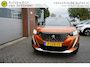 Peugeot 2008 1.2 PURETECH 131PK AUTOMAAT GT-LINE ZEER LUXE!!! PANORAMADAK FOCAL TREKHAAK LEDER STOELVERWARMING CAMERA ELECTR.STOEL+MASSAGE 17INCH 4X ZGAN ALL SEASON BANDEN ANDROID/APPLECARPLAY NAVI ADAPTIEVE CRUISE ENZ...