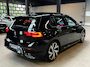 Volkswagen Golf 1.5 eTSI R-Line #Pano/Standkachel/ACC/Stoelverwarming voor en achter