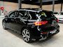 Volkswagen Golf 1.5 eTSI R-Line #Pano/Standkachel/ACC/Stoelverwarming voor en achter
