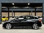 Volkswagen Golf 1.5 eTSI R-Line #Pano/Standkachel/ACC/Stoelverwarming voor en achter
