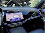 Mercedes-Benz E-klasse 300 e AMG Line VOL *Luchtvering | Achterasbesturing | Burmester | Pano | Passenger Display | Stoelventilatie | Trekhaak | Digital Light | HUD | 360 cam*
