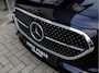 Mercedes-Benz E-klasse 300 e AMG Line VOL *Luchtvering | Achterasbesturing | Burmester | Pano | Passenger Display | Stoelventilatie | Trekhaak | Digital Light | HUD | 360 cam*