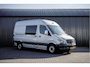 Mercedes-Benz Sprinter 316 CDI 160PK L2H2 | Automaat | 3.5T Trekgewicht | 3-Zits | Camera | Cruise | Stoelverw. | Navi