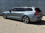 Volvo V60 2.0 T4 R-Design | Trekhaak | Harman Kardon Audio | Achteruitrijcamera | Parkeersensoren | Keyless Entry | Elektrische Achterklep | Elektrisch Verstelbare Voorstoelen | Parkeerverwarming | Stoelverwarming voor en achter | Navigatie