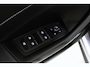 Volkswagen T-Roc 1.5 TSI R-Line DSG Automaat Blackstyle Navigatie | Climate Control | El. Achterklep | Camera | 4-Seizoenen banden