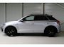 Volkswagen T-Roc 1.5 TSI R-Line DSG Automaat Blackstyle Navigatie | Climate Control | El. Achterklep | Camera | 4-Seizoenen banden