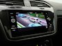 Volkswagen Tiguan 1.5 TSi 150 Pk Automaat R-Line Business | Black Style | Trekhaak | Panoramadak | Camera | Adaptive Cruise | Navigatie | 19 Inch | 56.359 Km !!