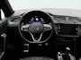 Volkswagen Tiguan 1.5 TSi 150 Pk Automaat R-Line Business | Black Style | Trekhaak | Panoramadak | Camera | Adaptive Cruise | Navigatie | 19 Inch | 56.359 Km !!