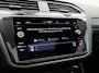 Volkswagen Tiguan 1.5 TSi 150 Pk Automaat R-Line Business | Black Style | Trekhaak | Panoramadak | Camera | Adaptive Cruise | Navigatie | 19 Inch | 56.359 Km !!