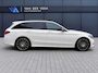 Mercedes-Benz C-klasse Estate 180 Sport Edition Premium Plus AMG | Incl. 12 maanden Garantie | Burmester Audiosysteem | Panorama dak | Trekhaak afneembaar | Stoelverwarming | Elektrische kofferbakklep | Cruise controle | Navigatie | Keyless start | LED High Performance | Achteruitrijcamera | Parkeersensoren V+A | Climate controle | Half lederen bekleding | Dodehoekdetectie | Origineel NL Auto | NAP |