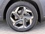 Hyundai Tucson 1.6 T-GDI PHEV Comfort Smart 4WD / Dealer Onderhouden / Fabrieksgarantie tot 9-2028 / Navigatie / Adaptieve Cruise / Stoel & Stuurwiel Verwarming / Keyless /