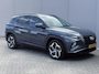 Hyundai Tucson 1.6 T-GDI PHEV Comfort Smart 4WD / Dealer Onderhouden / Fabrieksgarantie tot 9-2028 / Navigatie / Adaptieve Cruise / Stoel & Stuurwiel Verwarming / Keyless /