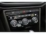 Volkswagen T-Roc 1.5 TSI Style Business Panoramadak, Camera, Stoelverwarming, Adaptive cruise, Trekhaak