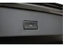 Volkswagen T-Roc 1.5 TSI Style Business Panoramadak, Camera, Stoelverwarming, Adaptive cruise, Trekhaak