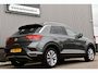 Volkswagen T-Roc 1.5 TSI Style Business Panoramadak, Camera, Stoelverwarming, Adaptive cruise, Trekhaak