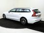 Volvo V60 2.0 B3 Momentum Advantage Navigatie | Verwarmde voorruit | Climat Control | Cruise Control |