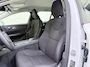 Volvo V60 2.0 B3 Momentum Advantage Navigatie | Verwarmde voorruit | Climat Control | Cruise Control |