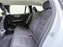Volvo V60 2.0 B3 Momentum Advantage Navigatie | Verwarmde voorruit | Climat Control | Cruise Control |