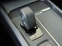 Volvo V60 2.0 B3 Momentum Advantage Navigatie | Verwarmde voorruit | Climat Control | Cruise Control |