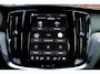 Volvo V60 2.0 T6 Plug-in hybrid AWD Ultra Dark | Panoramisch schuif-/kanteldak | 360 graden camera | Elektrische voorstoelen met geheugenfunctie | Head up display | Harman Kardon | Stoel-/ stuurwielverwarming | Verwarmde achterbank | Extra getint glas | 19 inch. lichtmetalen velgen | Pilot assist