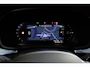 Volvo V60 2.0 T6 Plug-in hybrid AWD Ultra Dark | Panoramisch schuif-/kanteldak | 360 graden camera | Elektrische voorstoelen met geheugenfunctie | Head up display | Harman Kardon | Stoel-/ stuurwielverwarming | Verwarmde achterbank | Extra getint glas | 19 inch. lichtmetalen velgen | Pilot assist