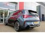 BMW X3 M50 xDrive 399PK M-SPORT PRO | PANORAMA DAK | HARMAN KARDON AUDIO SYSTEM | COMFORT PACK: (STOELVENTILATIE OP DE VOORSTOELEN, ELEKTRISCH VERWARMBARE VOORSTOELEN EN BUITENSTE ZITPLAATSEN ACHTERIN, HANDBEDIENDE ZONNESCHERMEN VOOR ACHTERPORTIERRUITEN) | PREMIUM PACK: (ELEKTRISCH VERSTELBARE LENDESTEUN VOOR BESTUURDER EN PASSAGIER, TRAVEL EN COMFORT SYSTEEM, ADAPTIEVE LED KOPLAMPEN) | PROFESSIONAL PACK: (PARKING ASSISTANT PLUS, DRIVING ASSISTANT PLUS, INTERIEURCAMERA, BMW LIVE COCKPIT PROFESSIONAL) | SHADOW LINE | NAVIGATIE | DRAADLOZE APPLE CARPLAY/ANDROID AUTO | DUBBELE DRAADLOZE TELEFOONLADER | STOEL VERWARMING | 20" LICHTMETALEN VELGEN "JET BLACK" | M ADAPTIEF ONDERSTEL | BEKLEDING LEDER "VEGANZA" | DASHBOARD UITGEVOERD IN STOF | M SPORT STUURWIEL | M SPORTPAKKET PRO: (M SPORTREMSYSTEEM ROOD, M KOPLAMPEN SHADOW LINE, ADAPTIEVE LED KOPLAMPEN, BMW "ICONIC GLOW" EXTERIEURPAKKET, VEILIGHEIDSGORDELS M STRIPING, UITBEREIDING M HOOGGLANS SHADOW LINE EXTERIEURDELEN) | ARTIC RACE BLUE | BMW LIVE COCKPIT PROFESSIONAL INCL. HEAD UP DISPLAY | KLASSE 5 ALARM |