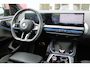 BMW X3 M50 xDrive 399PK M-SPORT PRO | PANORAMA DAK | HARMAN KARDON AUDIO SYSTEM | COMFORT PACK: (STOELVENTILATIE OP DE VOORSTOELEN, ELEKTRISCH VERWARMBARE VOORSTOELEN EN BUITENSTE ZITPLAATSEN ACHTERIN, HANDBEDIENDE ZONNESCHERMEN VOOR ACHTERPORTIERRUITEN) | PREMIUM PACK: (ELEKTRISCH VERSTELBARE LENDESTEUN VOOR BESTUURDER EN PASSAGIER, TRAVEL EN COMFORT SYSTEEM, ADAPTIEVE LED KOPLAMPEN) | PROFESSIONAL PACK: (PARKING ASSISTANT PLUS, DRIVING ASSISTANT PLUS, INTERIEURCAMERA, BMW LIVE COCKPIT PROFESSIONAL) | SHADOW LINE | NAVIGATIE | DRAADLOZE APPLE CARPLAY/ANDROID AUTO | DUBBELE DRAADLOZE TELEFOONLADER | STOEL VERWARMING | 20" LICHTMETALEN VELGEN "JET BLACK" | M ADAPTIEF ONDERSTEL | BEKLEDING LEDER "VEGANZA" | DASHBOARD UITGEVOERD IN STOF | M SPORT STUURWIEL | M SPORTPAKKET PRO: (M SPORTREMSYSTEEM ROOD, M KOPLAMPEN SHADOW LINE, ADAPTIEVE LED KOPLAMPEN, BMW "ICONIC GLOW" EXTERIEURPAKKET, VEILIGHEIDSGORDELS M STRIPING, UITBEREIDING M HOOGGLANS SHADOW LINE EXTERIEURDELEN) | ARTIC RACE BLUE | BMW LIVE COCKPIT PROFESSIONAL INCL. HEAD UP DISPLAY | KLASSE 5 ALARM |