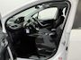 Peugeot 2008 1.2 PureTech Blue Lion - Automaat - Navi / CarPlay / Trekhaak