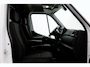 Renault Master T35 2.3 dCi 135pk L2H2 Airco/Camera/Imperiaal 10-2020