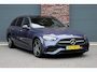 Mercedes-Benz C-klasse Estate 300 e AMG Line Premium | Panoramadak | Memory | Distronic | Surround Camera | Trekhaak | Digital Light | Nightpakket | Augmented Reality |