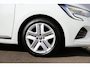 Renault Clio 1.0 TCe Business Zen Navigatie Climate Cruise Control Carplay Rijstrooksensor Parkeersensor