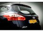 Ford Focus Wagon 1.0 EcoBoost Titanium | PDC | Navigatie | Voorruitverwarming | Cruise Control | Climate Control