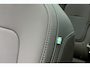 Volvo EX30 Cross Country P5 Long Range Ultra Europa 69 kWh | Panoramadak | 360 graden camera | Elektrisch verstelbare voorstoelen | Stoel-/ stuurwielverwarming | Harman Kardon | Extra getint glas | Keyless entry | 19 inch. lichtmetalen velgen | Dak in contrasterende kleur | Warmtepomp | Vehicle to load | Volvo Guard | Adaptieve cruise control | BLIS